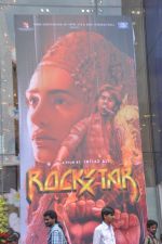 Ranbir Kapoor unveils Rockstar Poster in Padmavathi Mall on 18th September 2011 (29).JPG